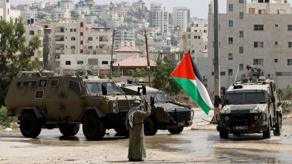 استراتيجية تسجيل الأراضي في الضفة الغربية: تغيير الهوية تمهيدًا للتهجير