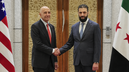 من سيء إلى أسوأ… باراك يخلف باراك من سيء إلى أسوأ... باراك يخلف باراك