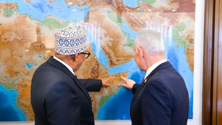 الاعتراف الإسرائيلي بـ«أرض الصومال»: تداخل المواقف الصومالية بين السيادة والهوية وحسابات الجغرافيا السياسية الاعتراف الإسرائيلي بـ«أرض الصومال»: تداخل المواقف الصومالية بين السيادة والهوية وحسابات الجغرافيا السياسية