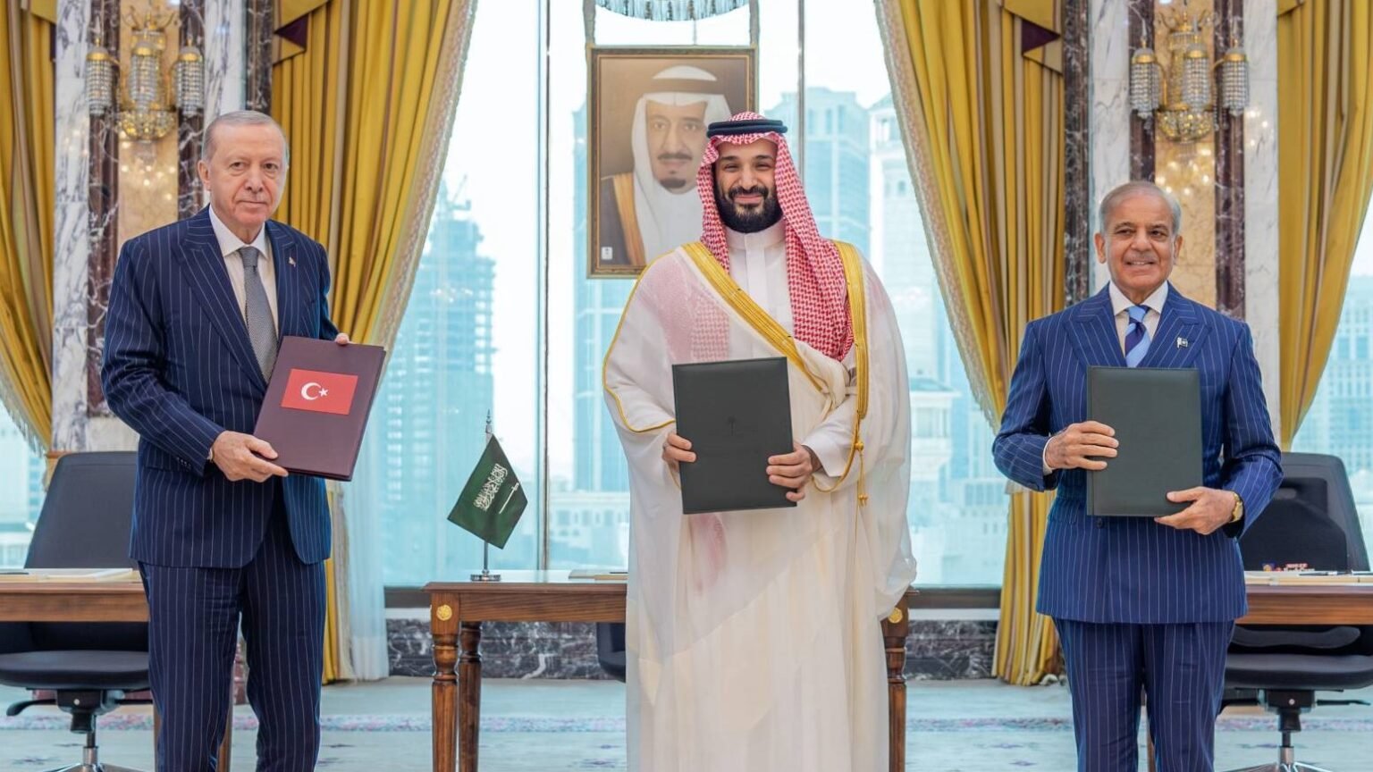 حرب الرياض الظالمة على اليمن: هل ستنقذ دول «اتفاق مكة» النظام السعودي؟ حرب الرياض الظالمة على اليمن: هل ستنقذ دول «اتفاق مكة» النظام السعودي؟