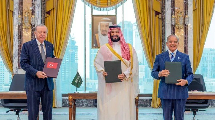 حرب الرياض الظالمة على اليمن: هل ستنقذ دول «اتفاق مكة» النظام السعودي؟ حرب الرياض الظالمة على اليمن: هل ستنقذ دول «اتفاق مكة» النظام السعودي؟